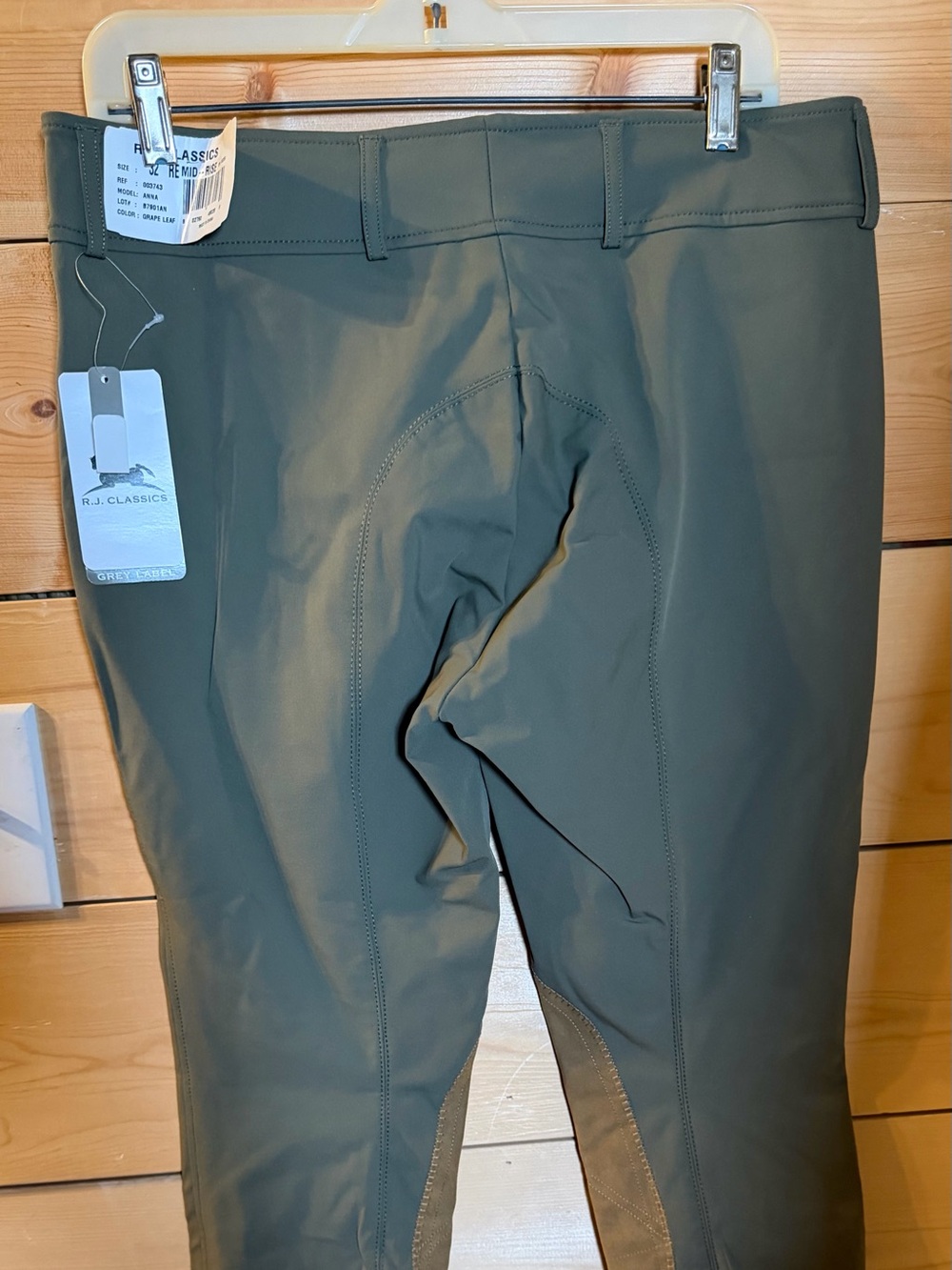 R.J. Classics Womenās Olive Riding Breeches
